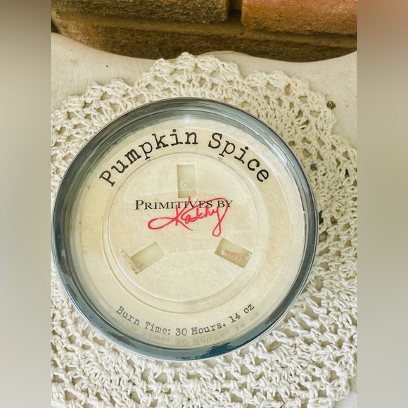 Wheelbarrow Fall Jar Candle Pumpkin Spice - Picture 4 of 17